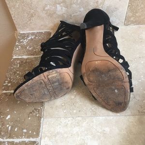 Nine West black suede cutout shoes